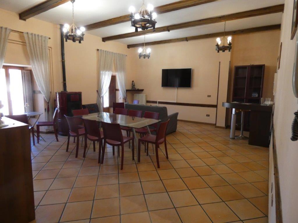 Dimora Fresilia Casa Vacanze 奥皮 外观 照片